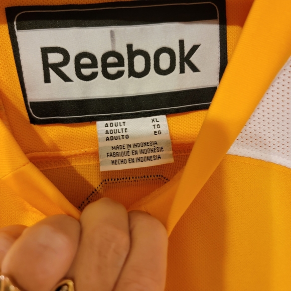 Reebok Yellow Hockey Jersey with Matching Socks - Picture 3 of 4